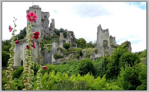 Lavardin Les ruines du château fort 1